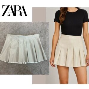 Zara cream ecru faux leather pleated skater mini skirt pleather vegan Sz L NWOT